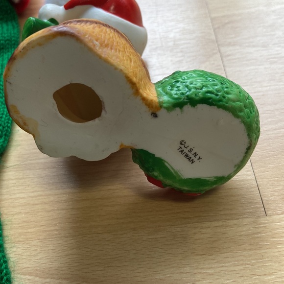 Vintage Christmas cat items- stocking and candle holder - Picture 5 of 9